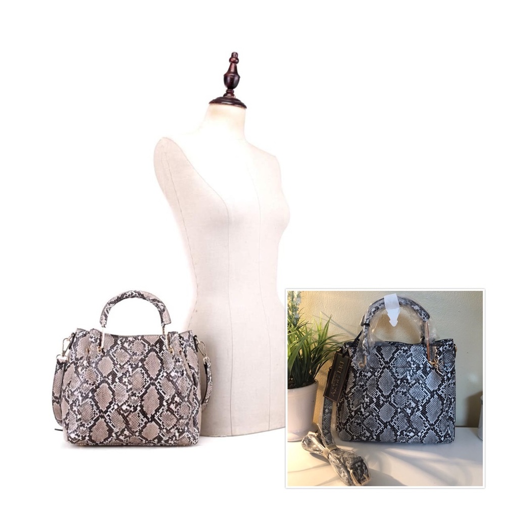 Medium 2 Way Snake Print Bucket Satchel Tote Bag
